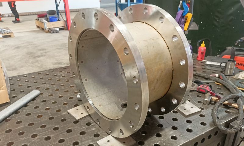 Konstrukcje i systemy rurowe