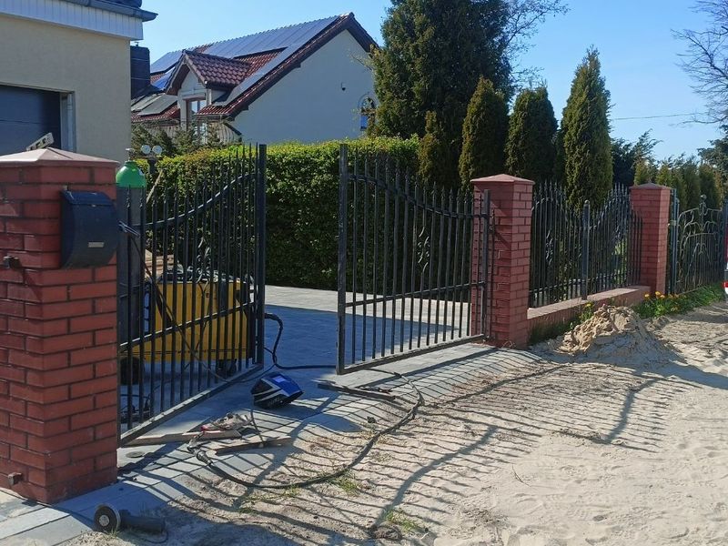 Ogrodzenie ze stali węglowej