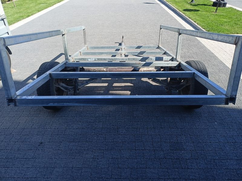 Konstrukcje przyczep i wózków