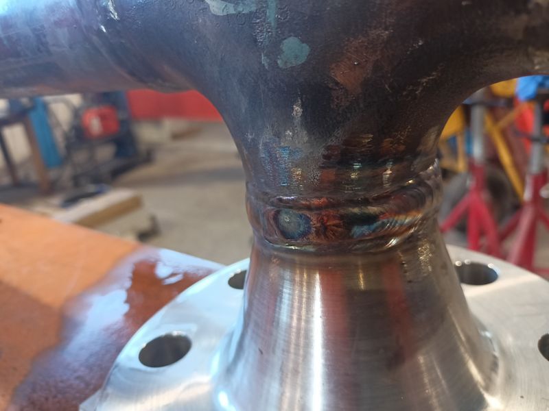 Konstrukcje i systemy rurowe